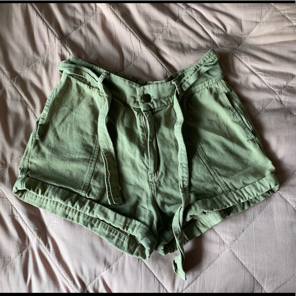 Billabong Green Tie Shorts